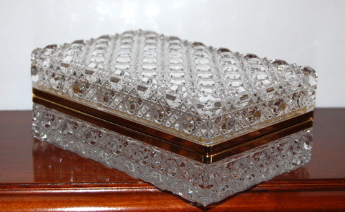 French diamond cut - french, crystal